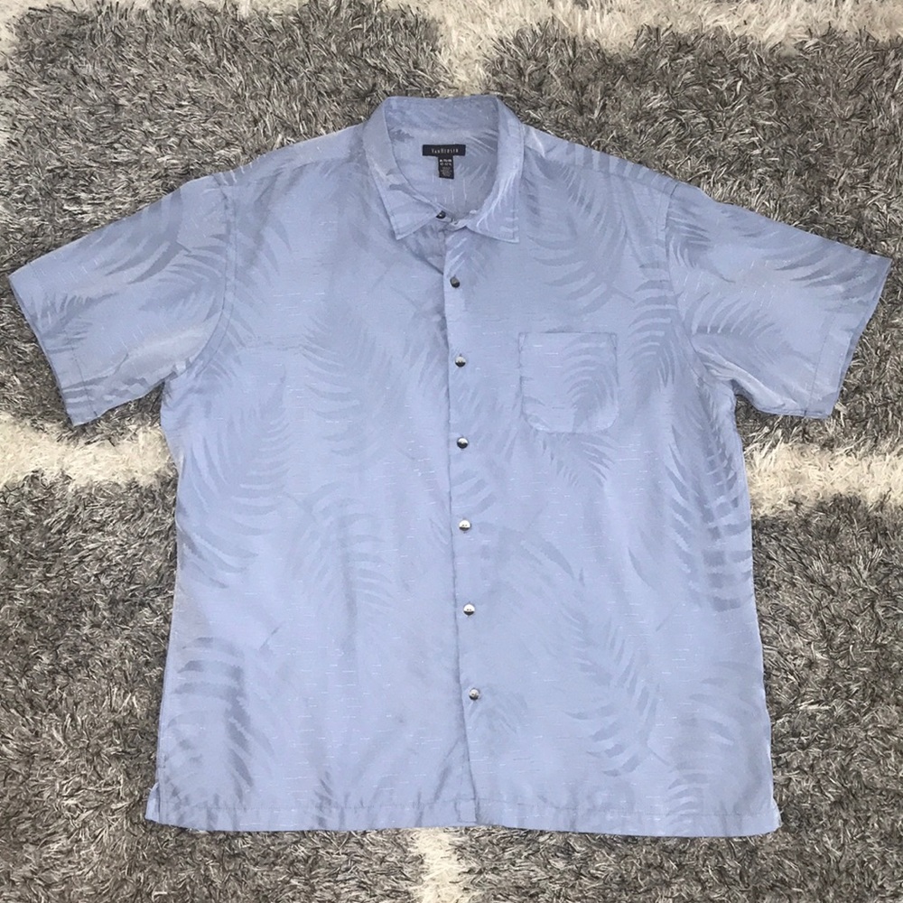 VAN HEUSEN SHORT SLEEVE DRESS SHIRT